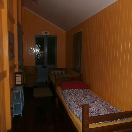 Mango Tourist Hostel Hervey Bay Phòng bức ảnh