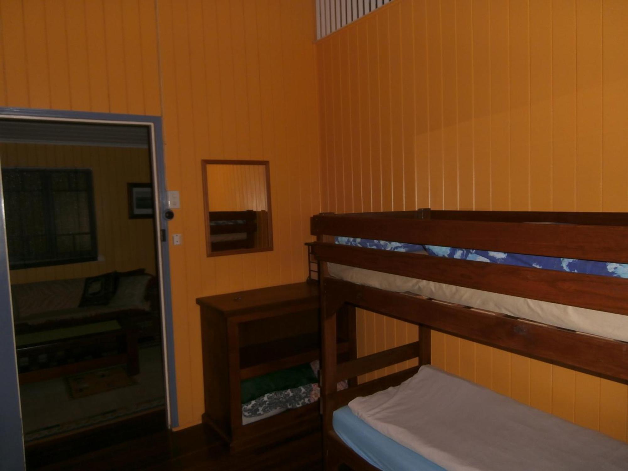 Mango Tourist Hostel Hervey Bay Phòng bức ảnh